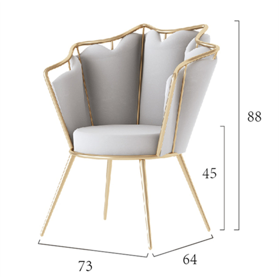 Poltrona Floreale dorata a forma di petalo, dimensioni 73x64x88
