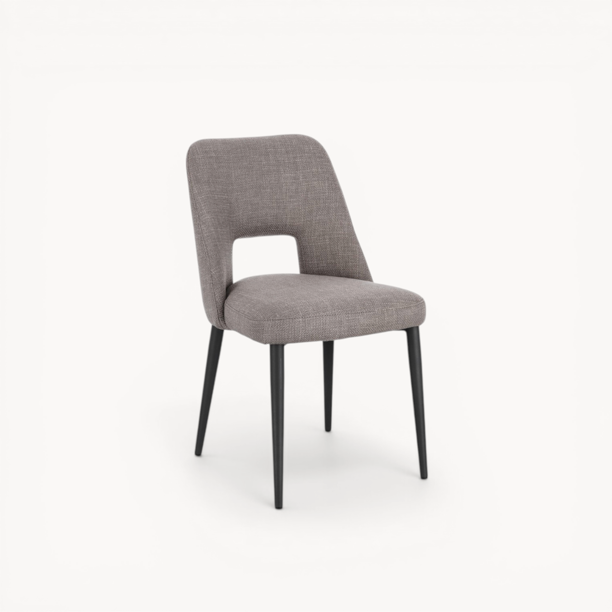 Sedia Roger